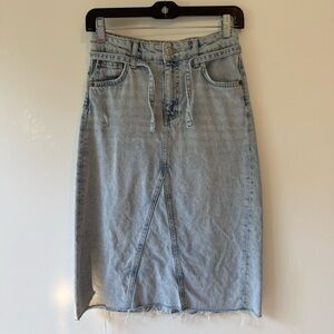 Zara Denim Collection High Waist Midi Skirt Light Wash Raw Hem Size S 26